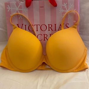 PINK Victoria’s Secret Wear Everywhere Push-Up Bra